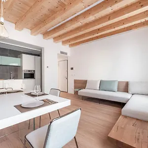 Palazzo '900 Design Flats - Il Pittore Appartamento